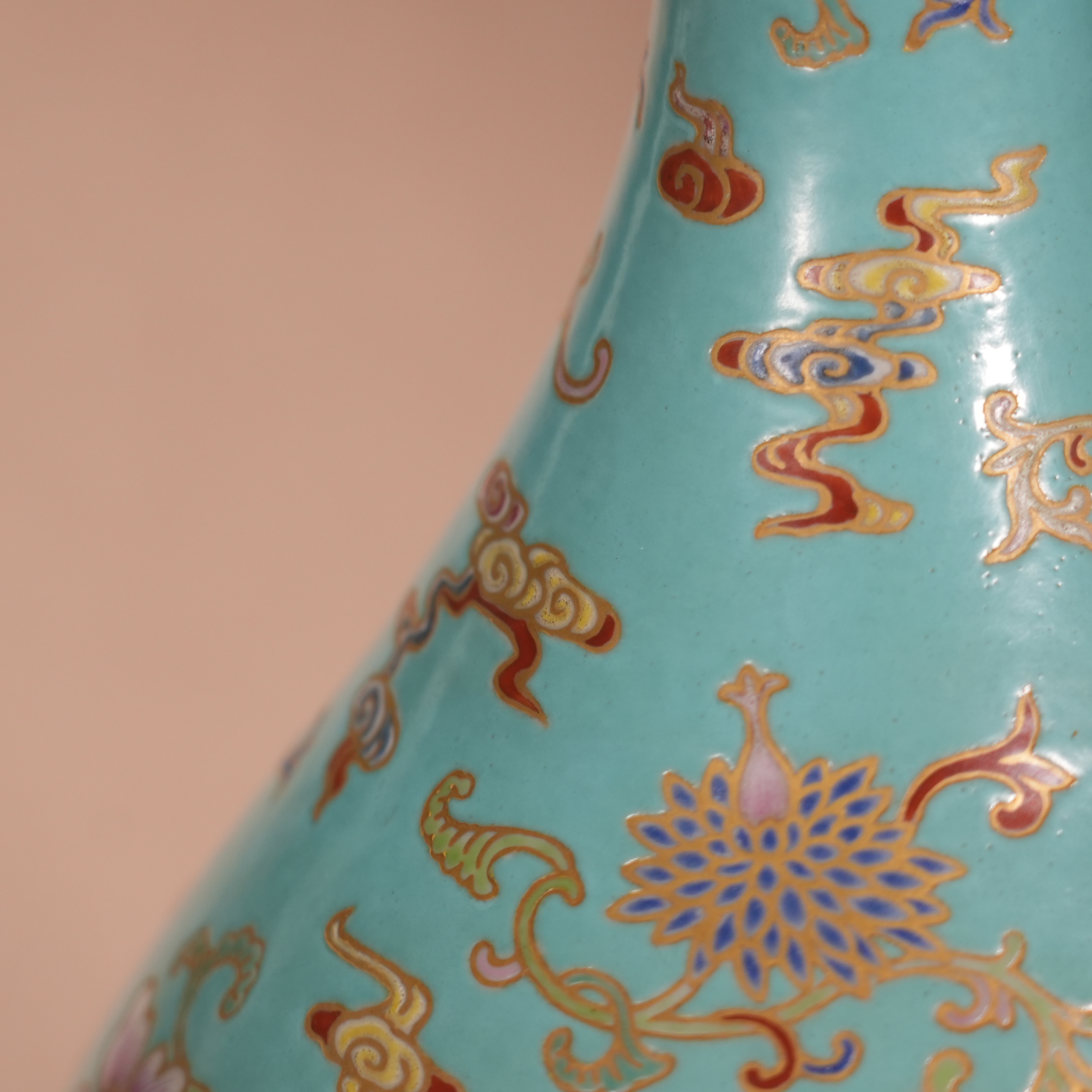 Ancient Chinese Turquoise-Ground Gilded Famille Rose Yuhuchun Vase with Floral and Cloud Motifs