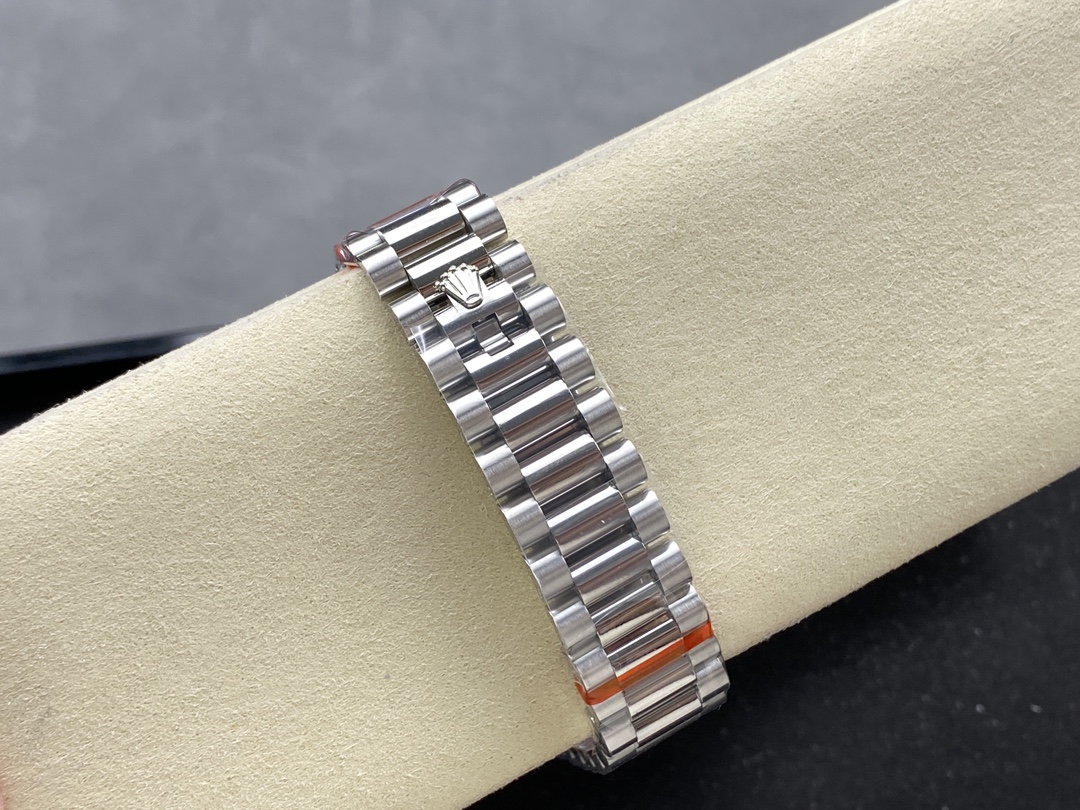 Rolex Day Date 36 Mother of Pearl Dial Diamond Bezel Platinum President m128396tbr 0005