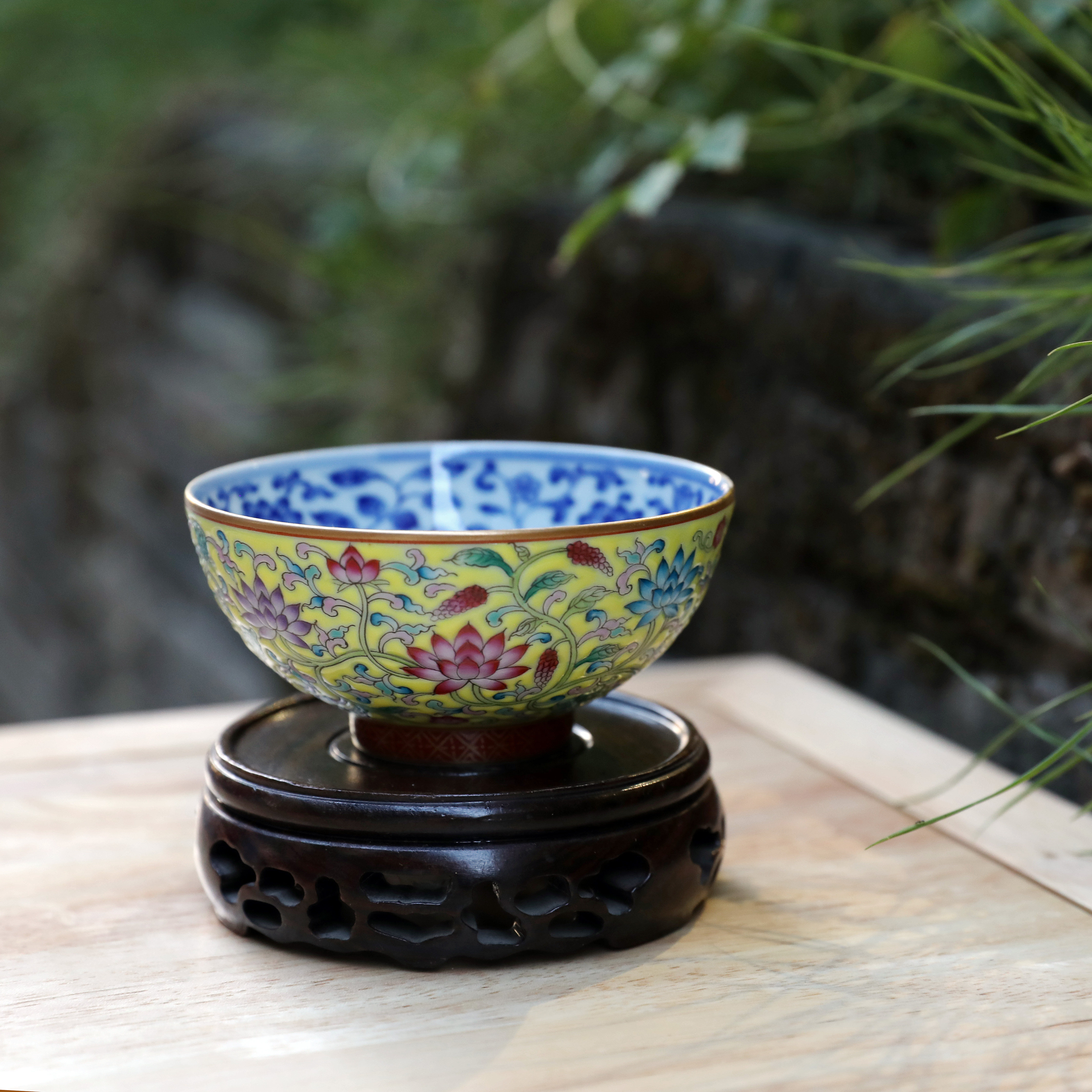 Premium Hand-Painted Tea Ware • Exquisite Lotus Scroll • Antique Enamel Tea Tasting Cup • Jingdezhen Blue and White Porcelain