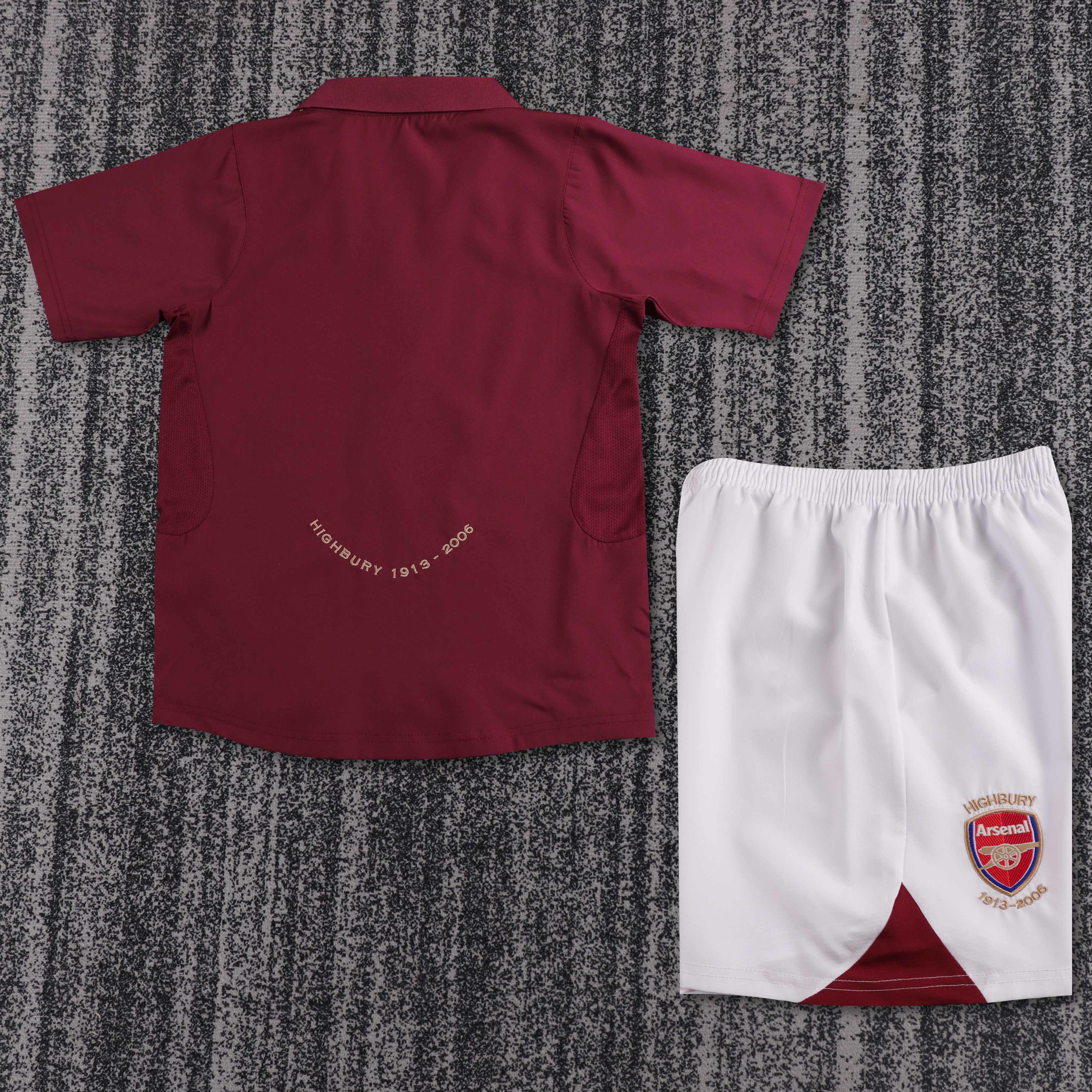 05/06 Arsenal Home Retro Football Shirt (Kids Kit)
