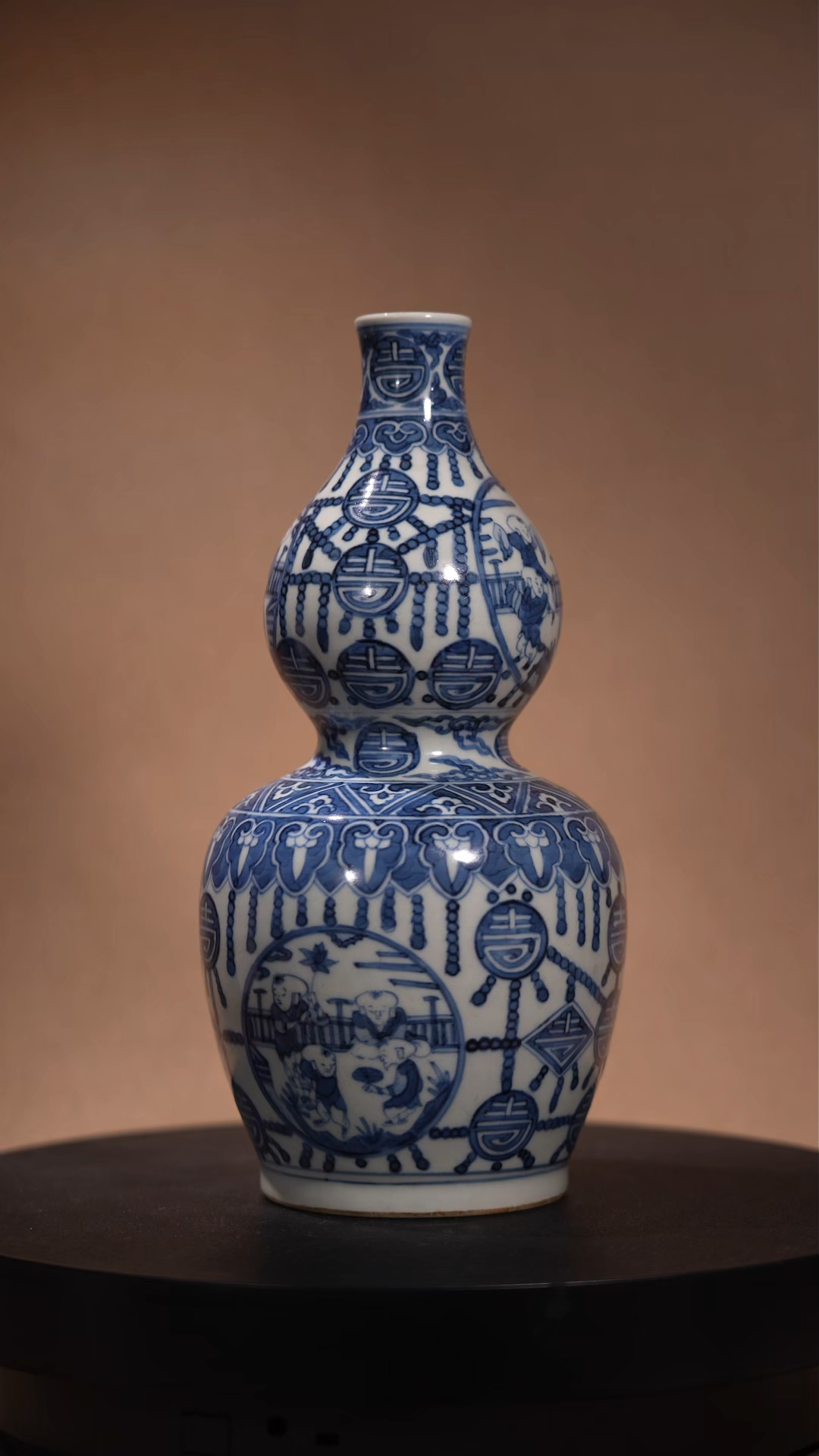 Ancient Chinese Blue and White Gourd Vase with Shou Characters and Children-at-Play Motifs