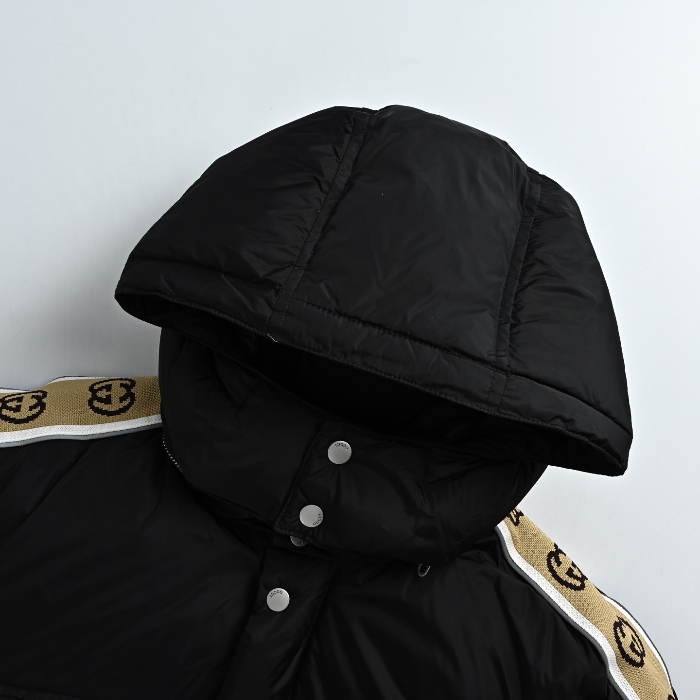 Gucci Herbst/Winter 2026 Daunenjacke Größe XS-XL