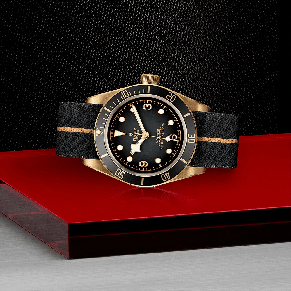 Black Bay Bronze 43mm Slate Grey Dial Men's Automatic Fabric Strap Watch