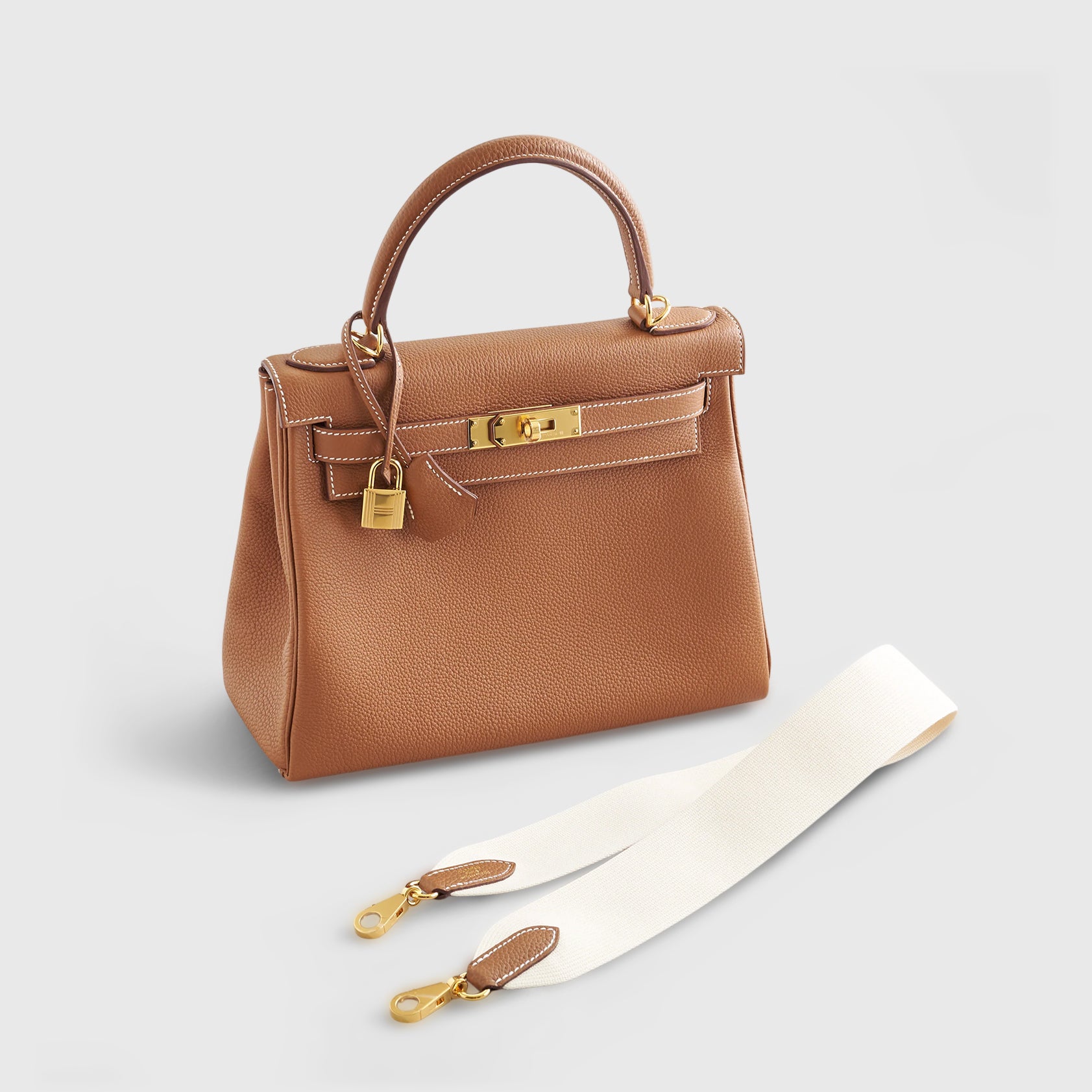 Hermès Kelly 28 Togo Gold Retourne w/Nata Strap Gold Hardware