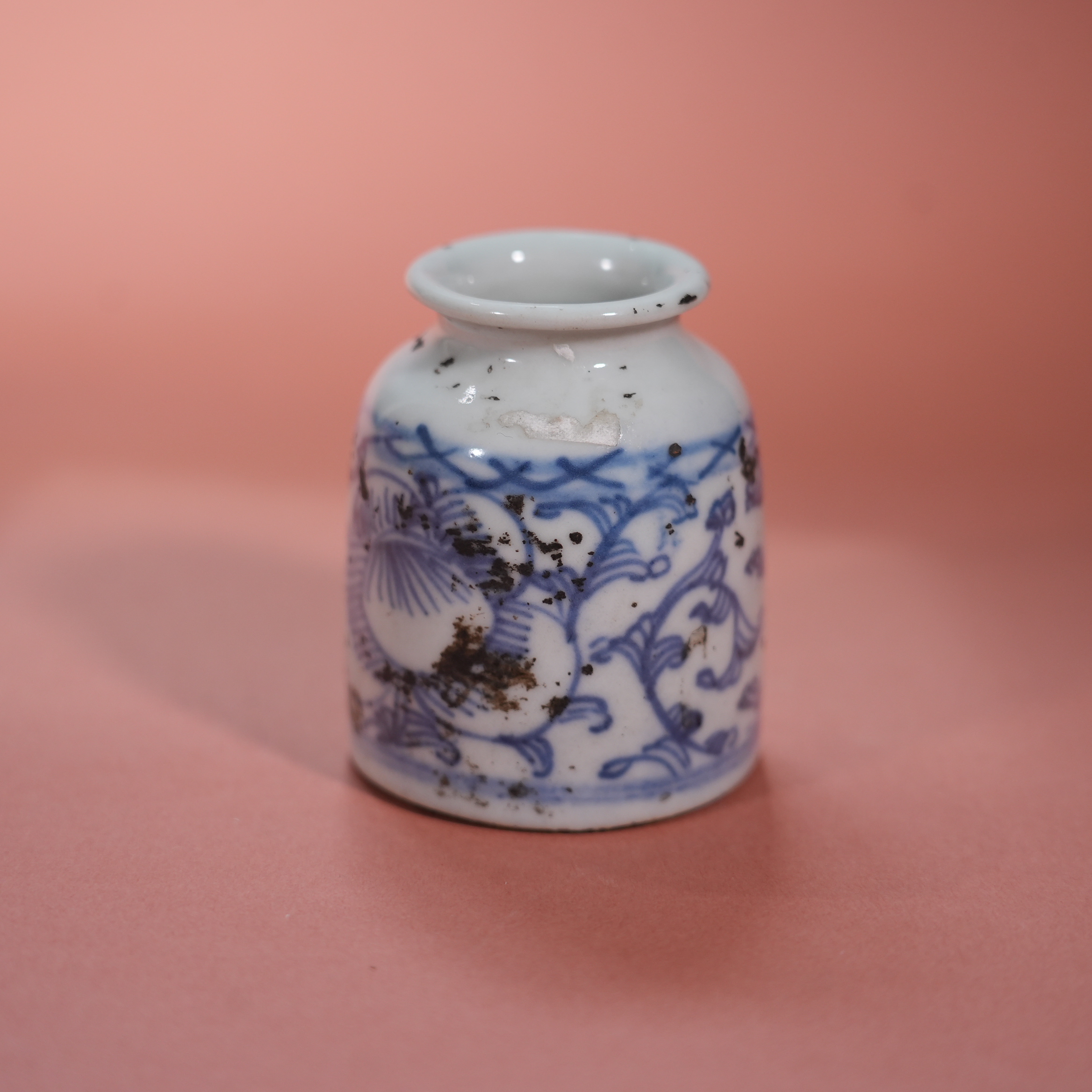 Ancient Chinese Blue and White Water Pot with Scroll Floral Motifs