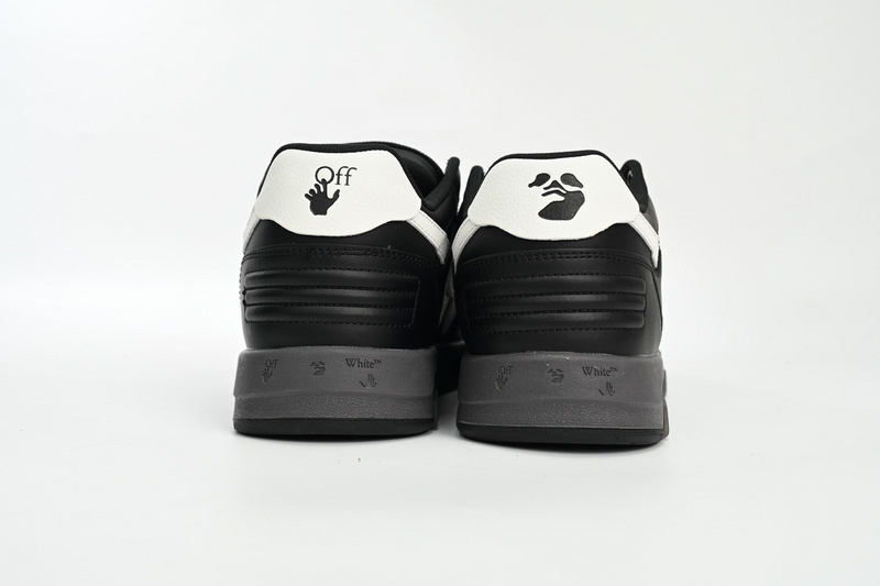 OFF-WHITE Out Of Black Skin And White Tail OMIA18 9C99LEA00 41001