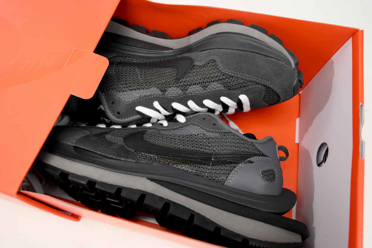 Sacai x Nike VaporWaffle Sesame Black And White Grid CV1363-105