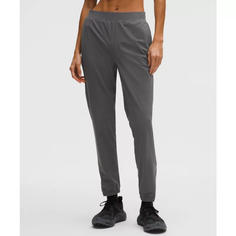 Adapted State High-Rise Jogger Short