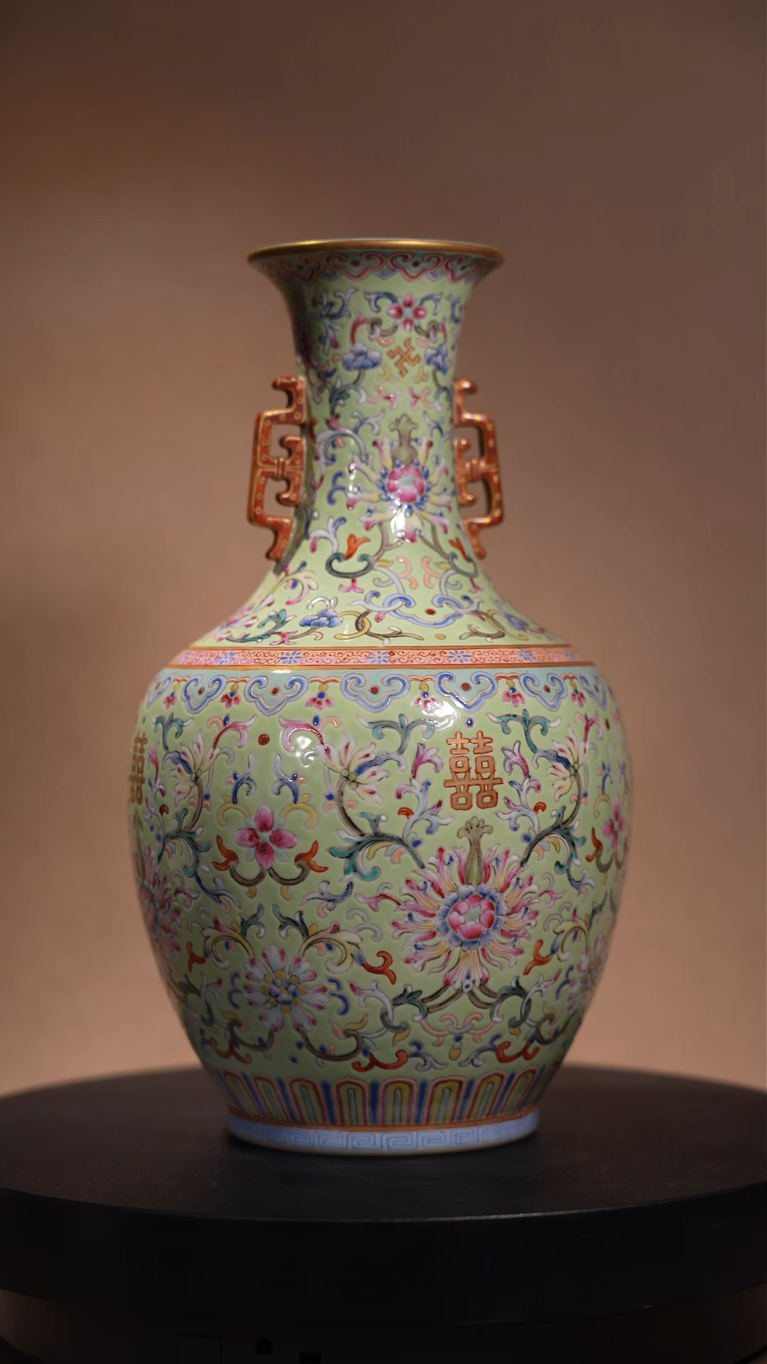 Ancient Chinese Famille Rose Double Happiness Porcelain Vase