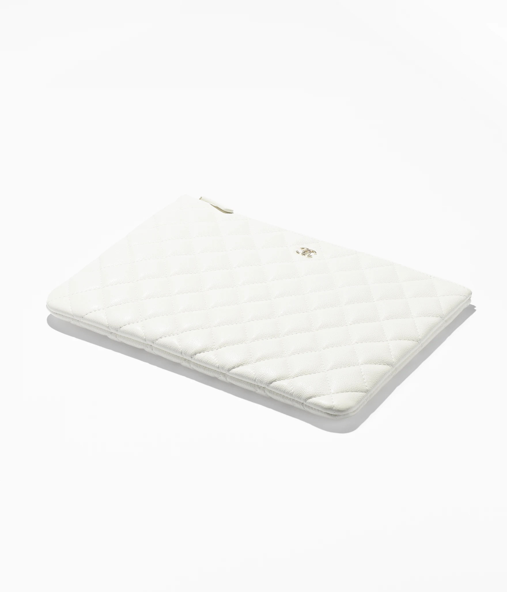 Classic Zipped Pouch Grained Shiny Calfskin & Gold-Tone Metal White