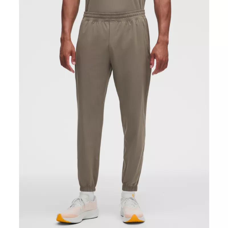 Pace Breaker Jogger Shorter
