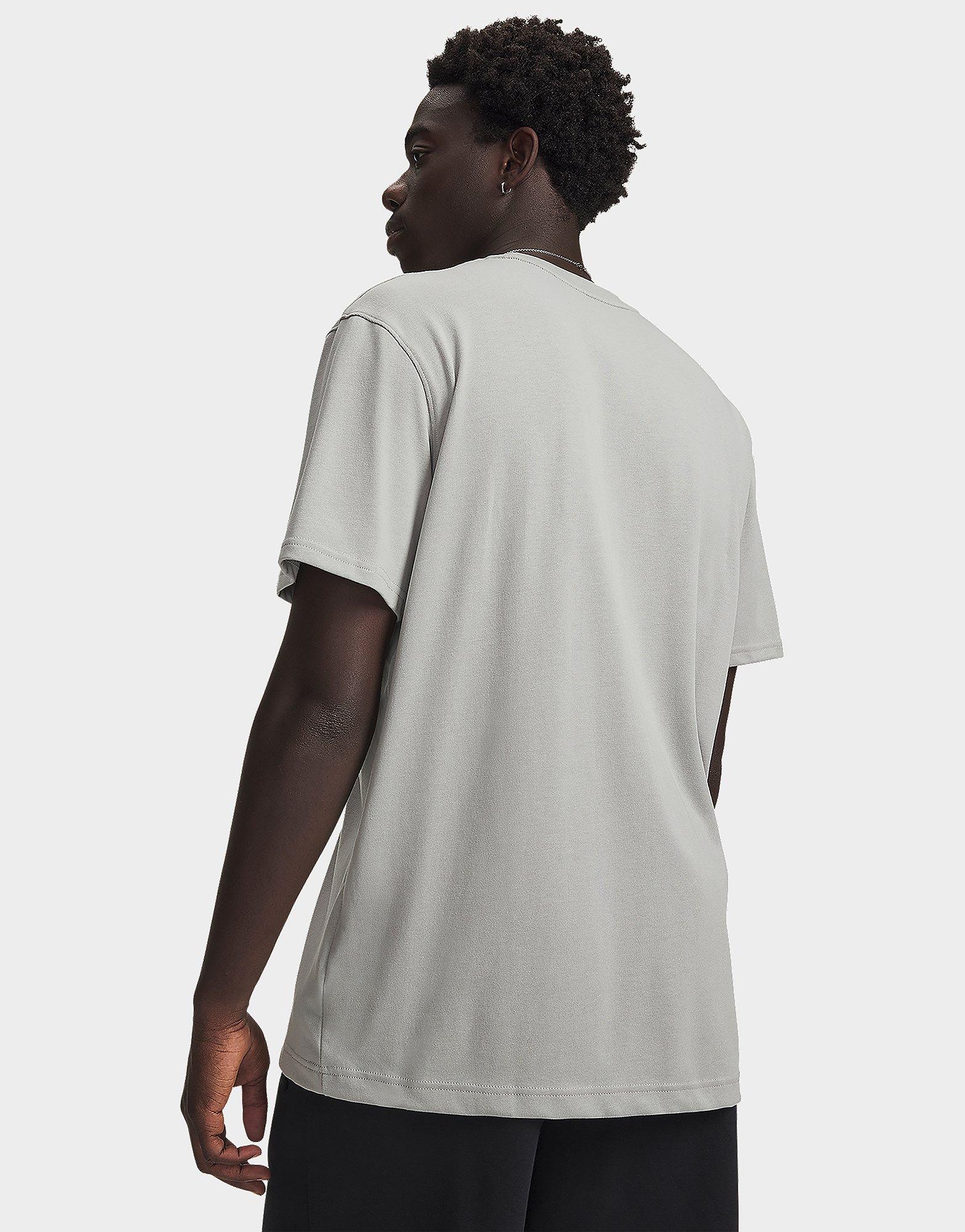 Under Armour Logo Embroidered Heavyweight T-shirt