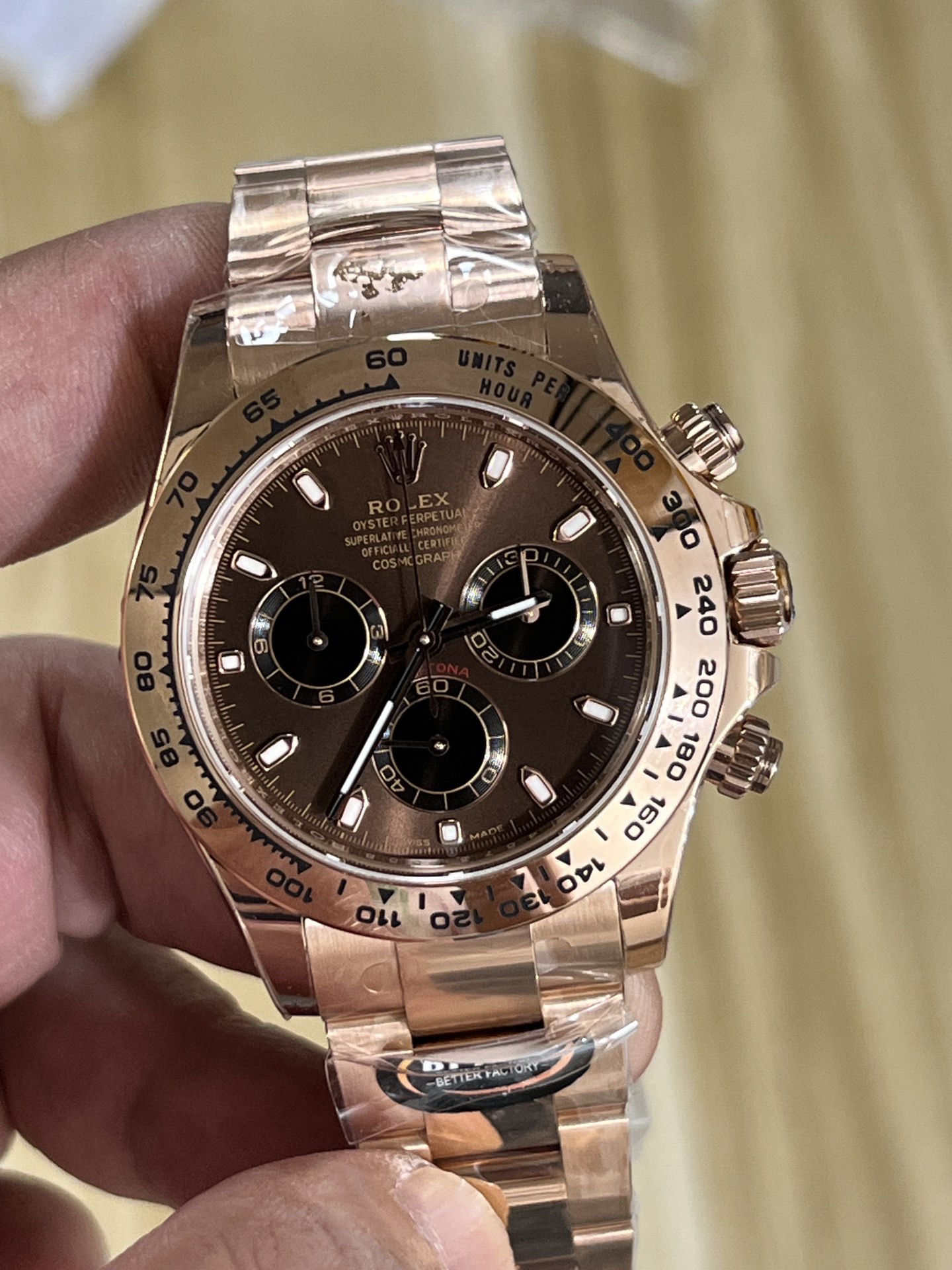 Rolex Cosmograph Daytona Oyster 40mm  Everose goldRolex M126505-0005