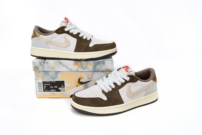 Air Jordan 1 Retro Low OG Year of the Rabbit DV1312-200