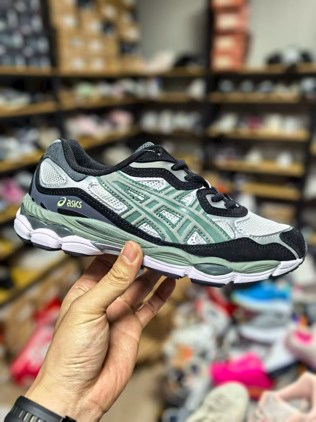 ASICS shoes, top quality
