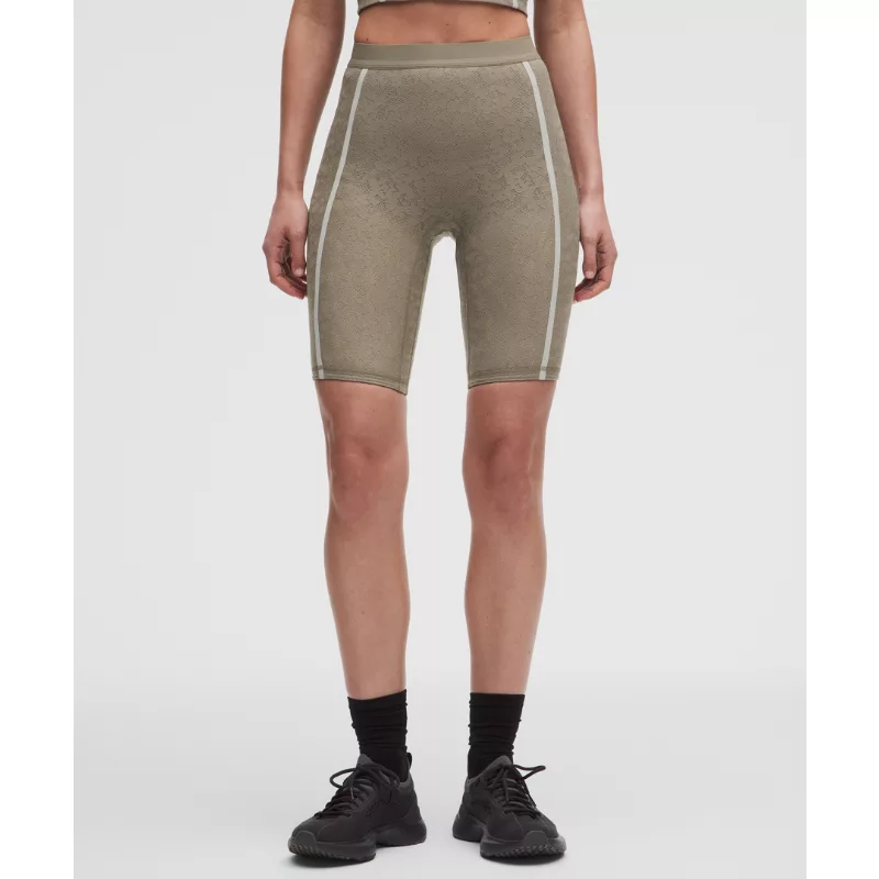 Lace-Panelled High-Rise Short 10