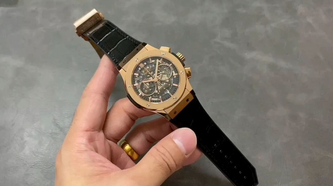 Hublot Classic Fusion 525.CM.0170.RX 45MM Replica Watch