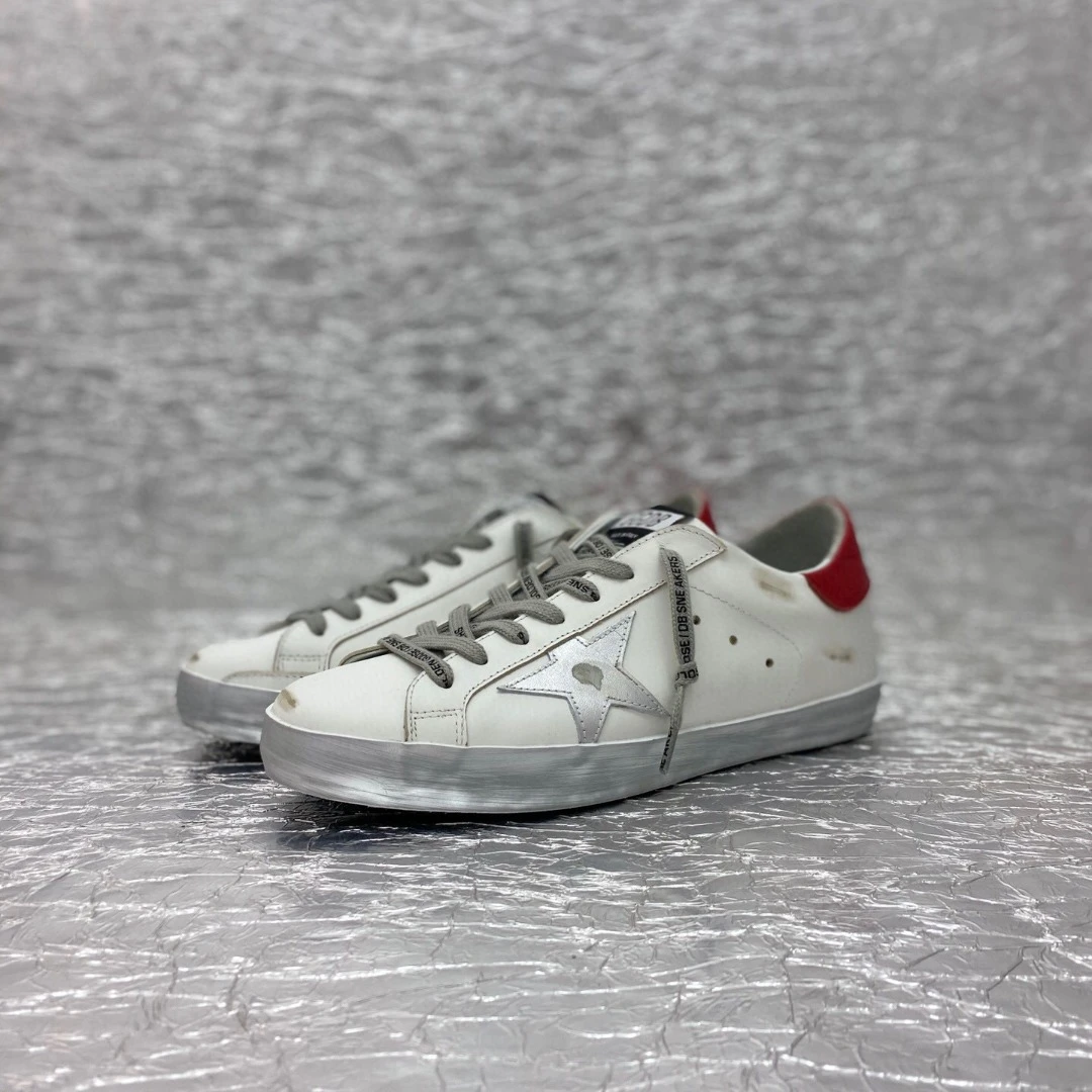 Golden Goose Super Star Dirty shoes made of top-grain cowhide