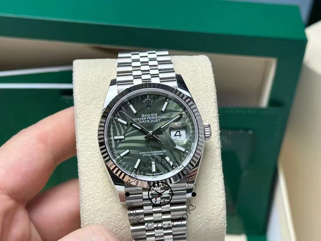 Rolex Datejust 36mm Fluted Bezel Green Palm Index Dial Jubilee 126234 0047