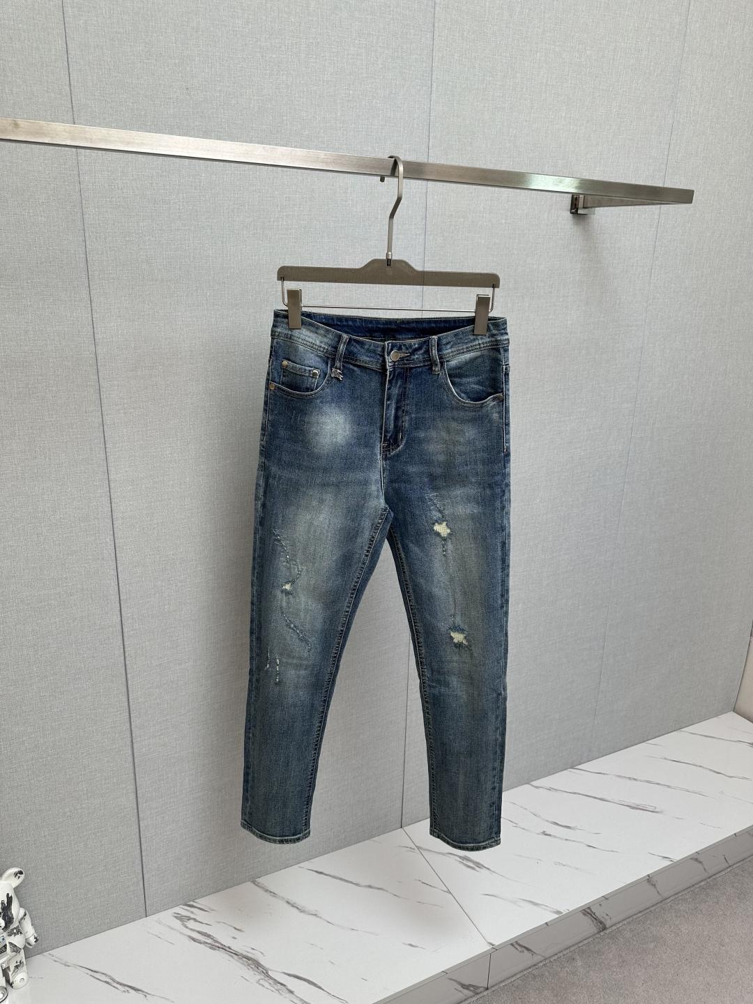 Burberry New Men Jeans Size 29-38