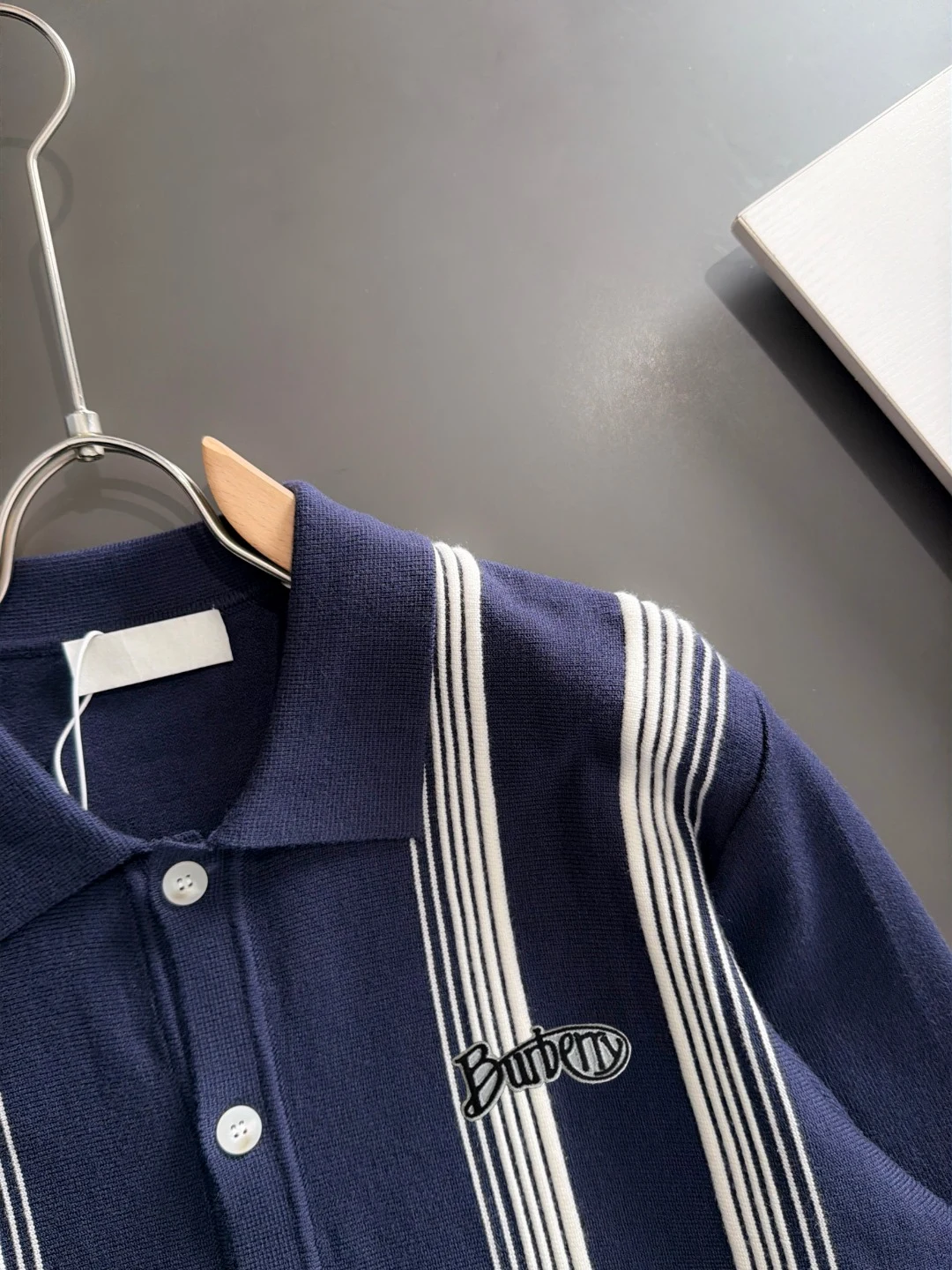 Burberry gestrickt 25FW Streifen Jacken HW916419