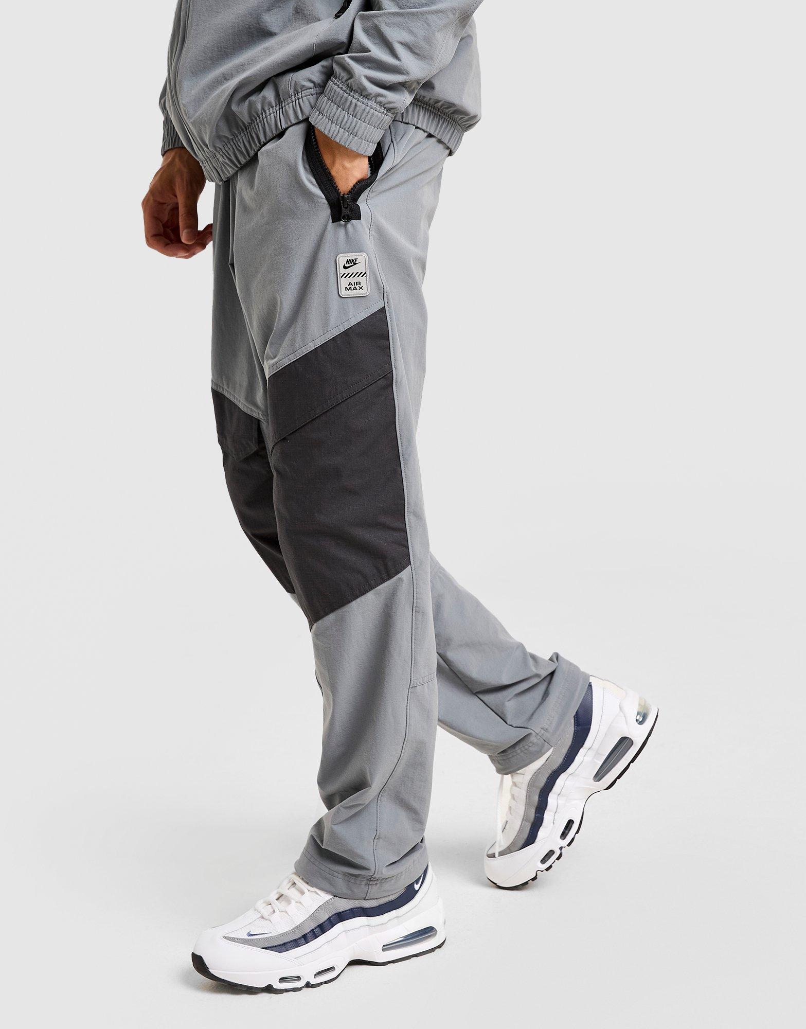 Nike Air Max Woven Cargohose