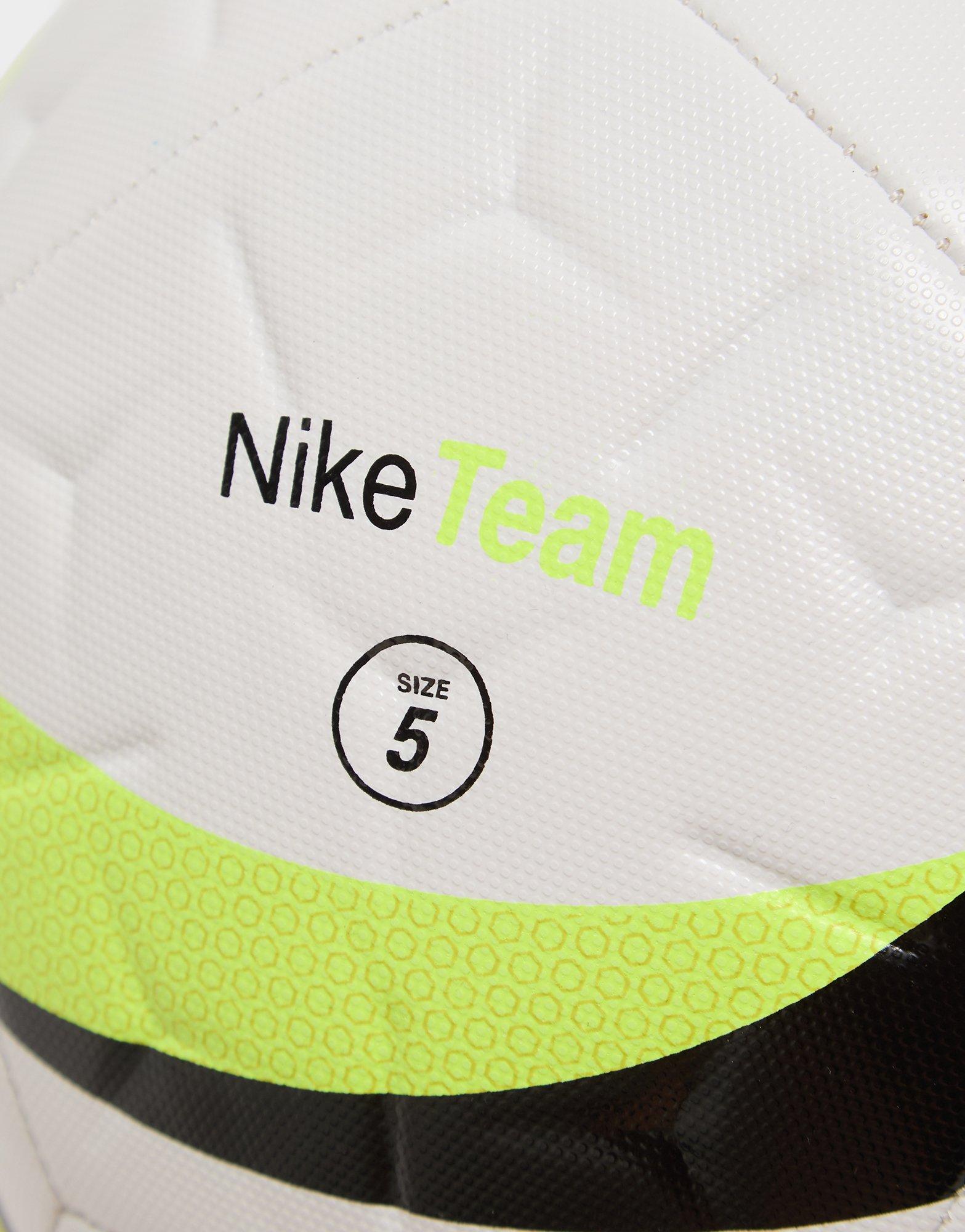 Nike Academy Fußball