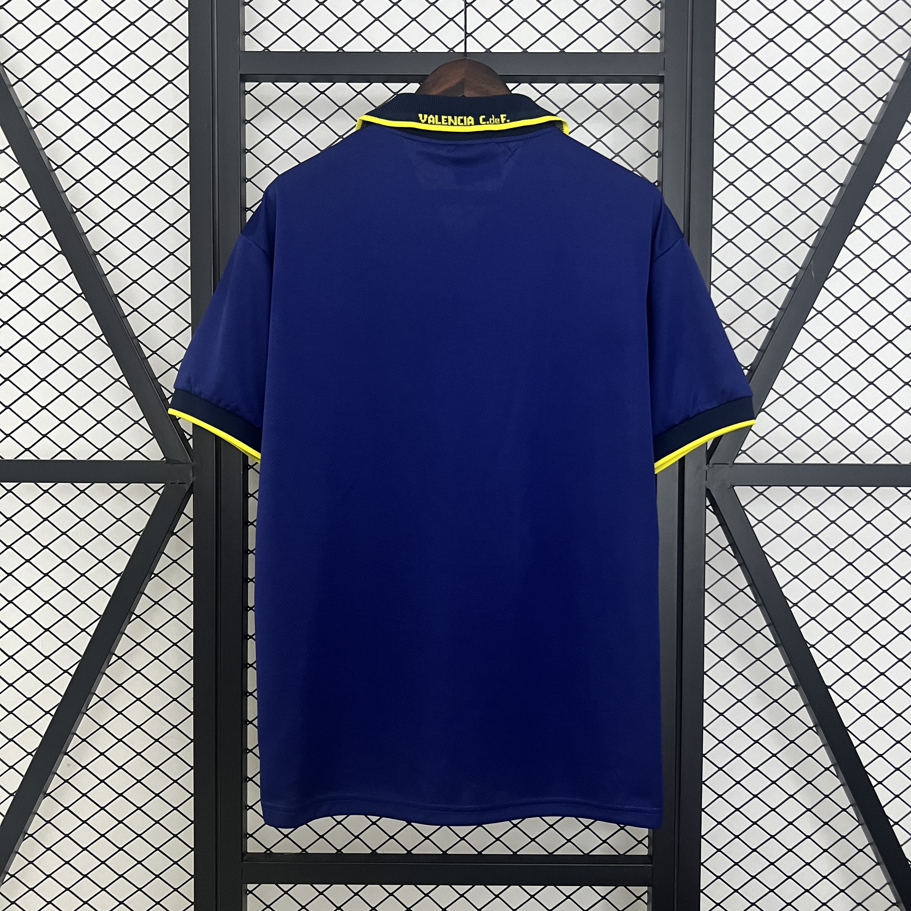 1996/1997 Valencia Away Retro Football Shirt
