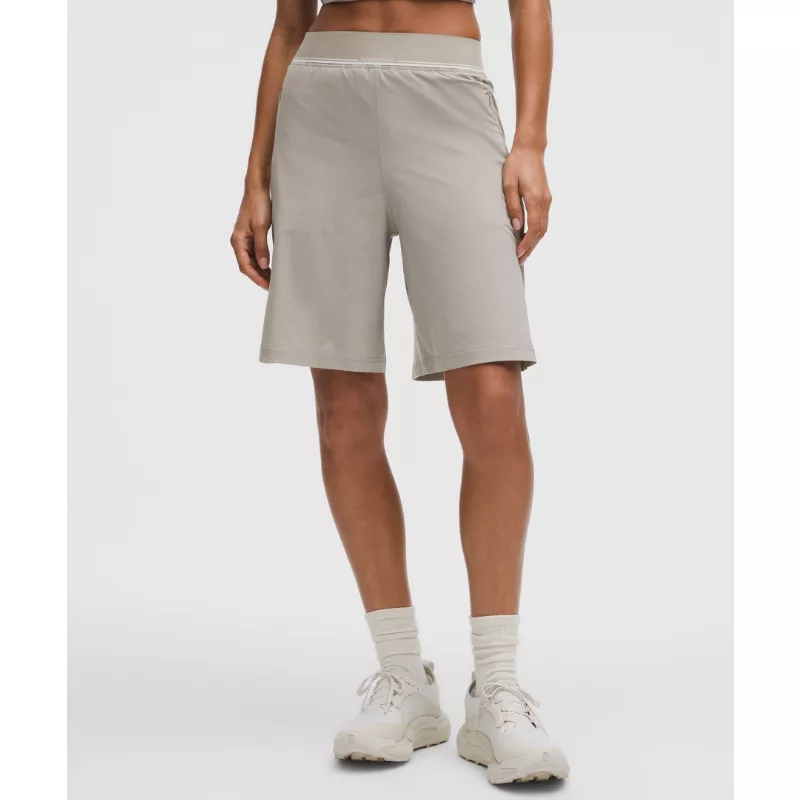 Swift Relaxed Short 9
