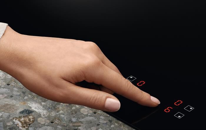 ELECTROLUX - Piano cottura induzione LIB60424CK 59 cm-Nero