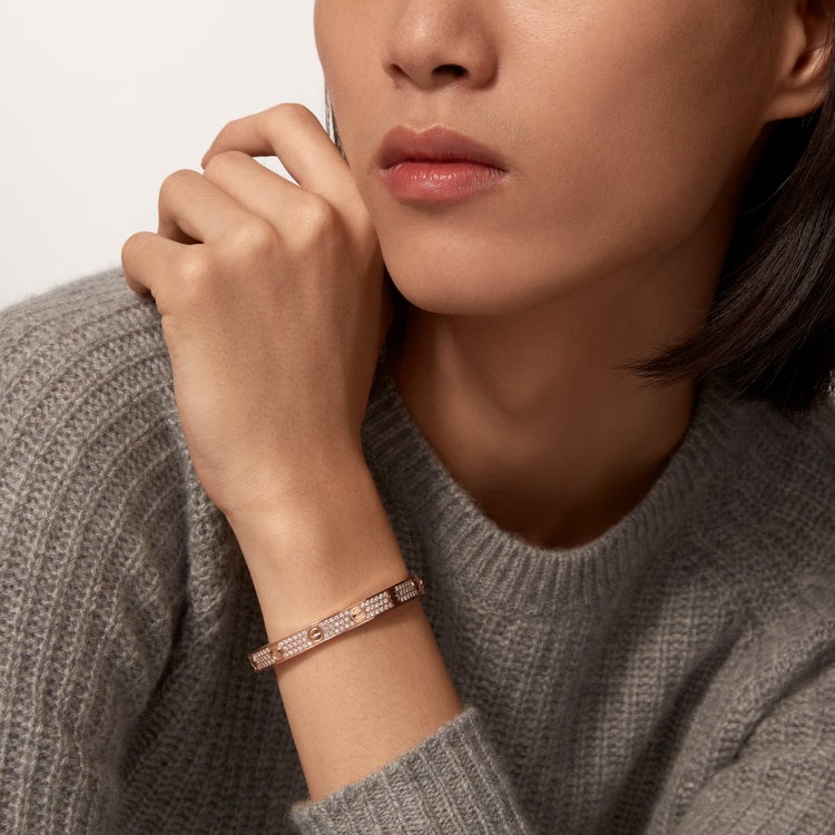 LOVE bracelet, classic model, paved 18K rose gold 6.7 mm