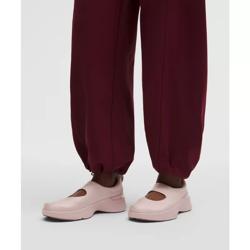 Women's Mary Train Sneaker