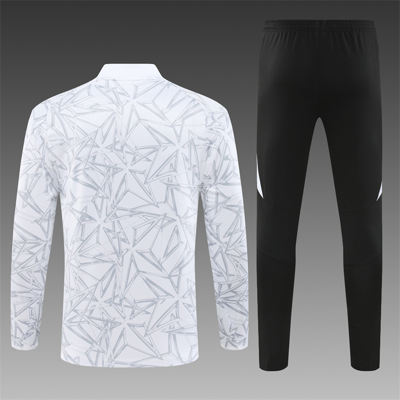 24/25 Real Madrid off-white gray Half Zip Training Kit (Adult Kids Kit)