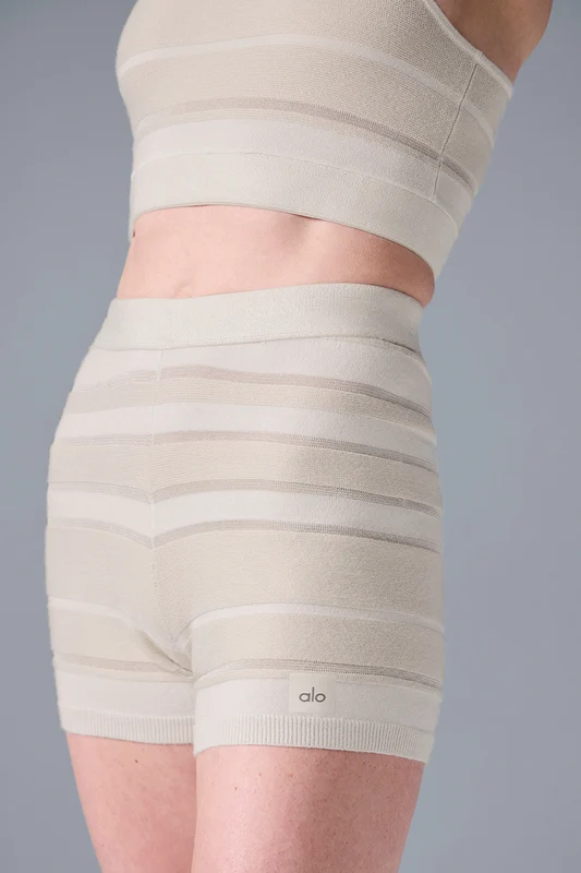 Sport Play High-Waist Knit Short
