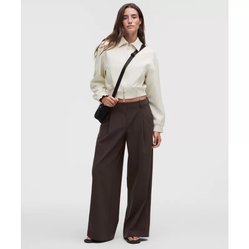 Daydrift Low-Rise Extra-Wide Leg Trouser Short