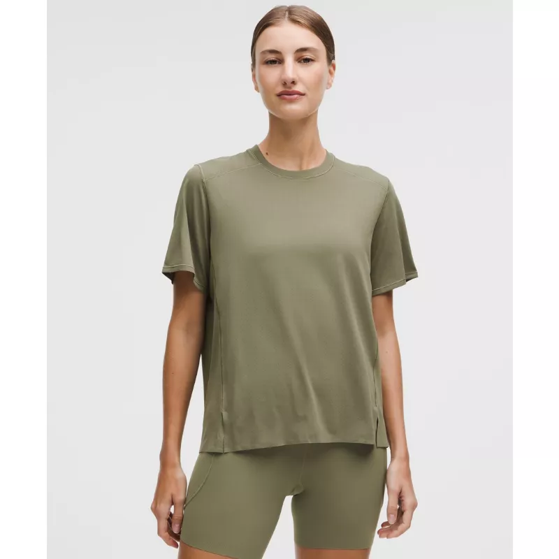 Women's Fast and Free Short-Sleeve Shirt Mesh