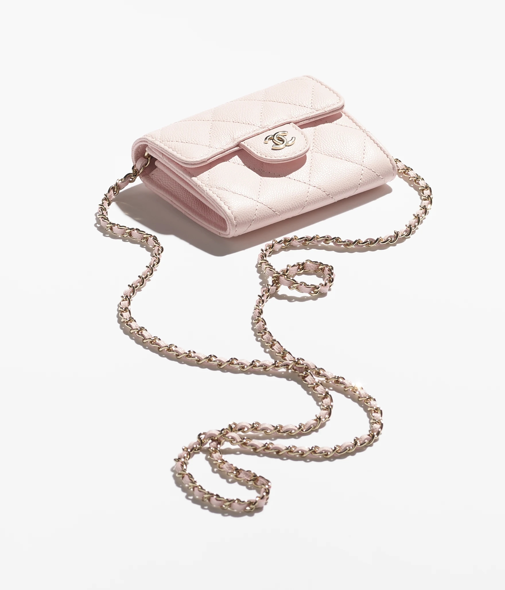 CLASSIC CLUTCH WITH CHAIN Grained Shiny Calfskin & Gold-Tone Metal Light Pink