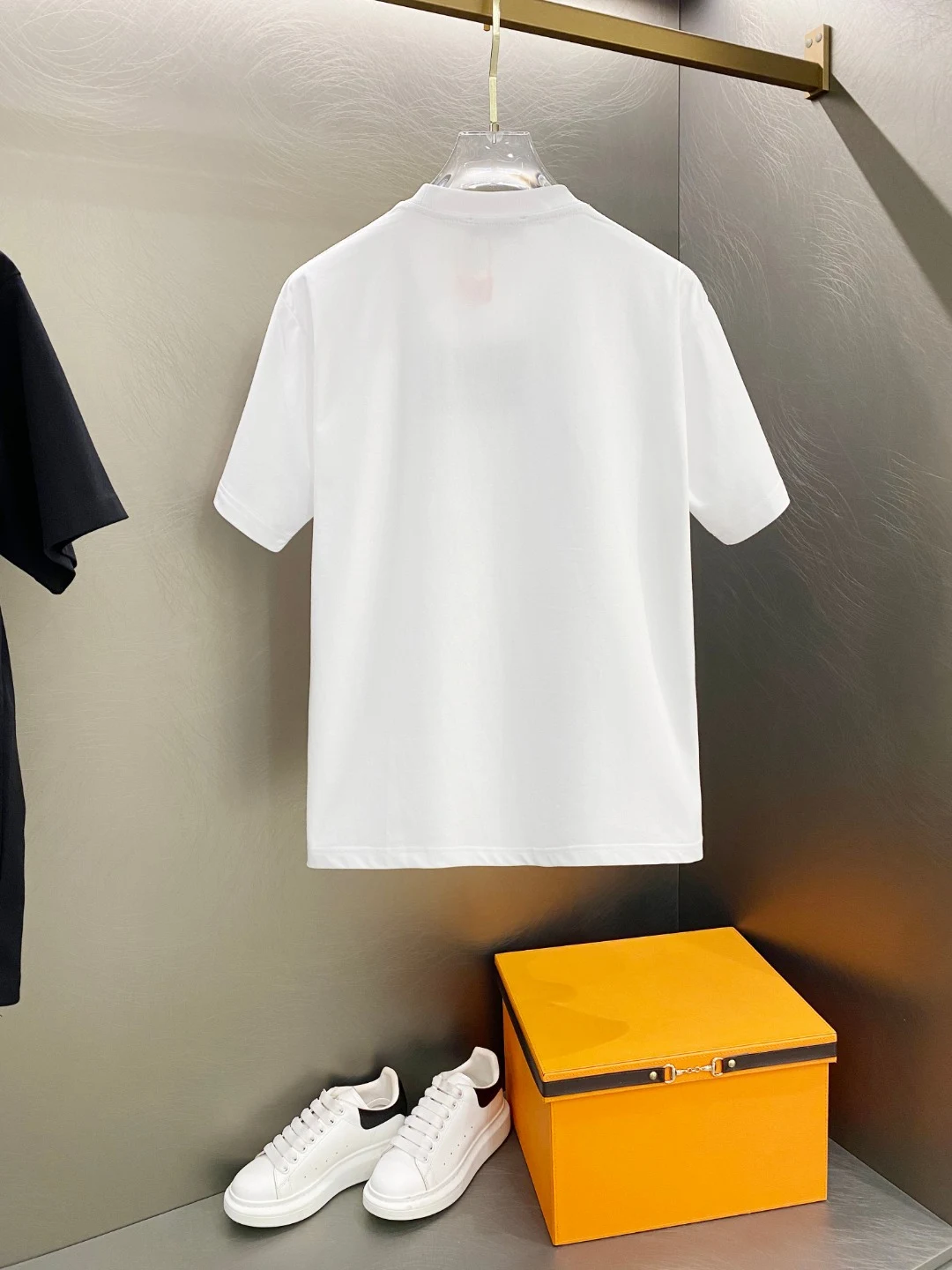 Prada Lederstickerei Baumwolle T-Shirts QG084161
