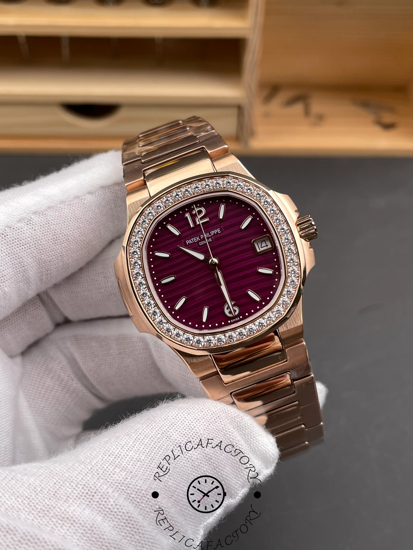 Patek Philippe Nautilus 7010 1R 013 Purple Dial 32mm