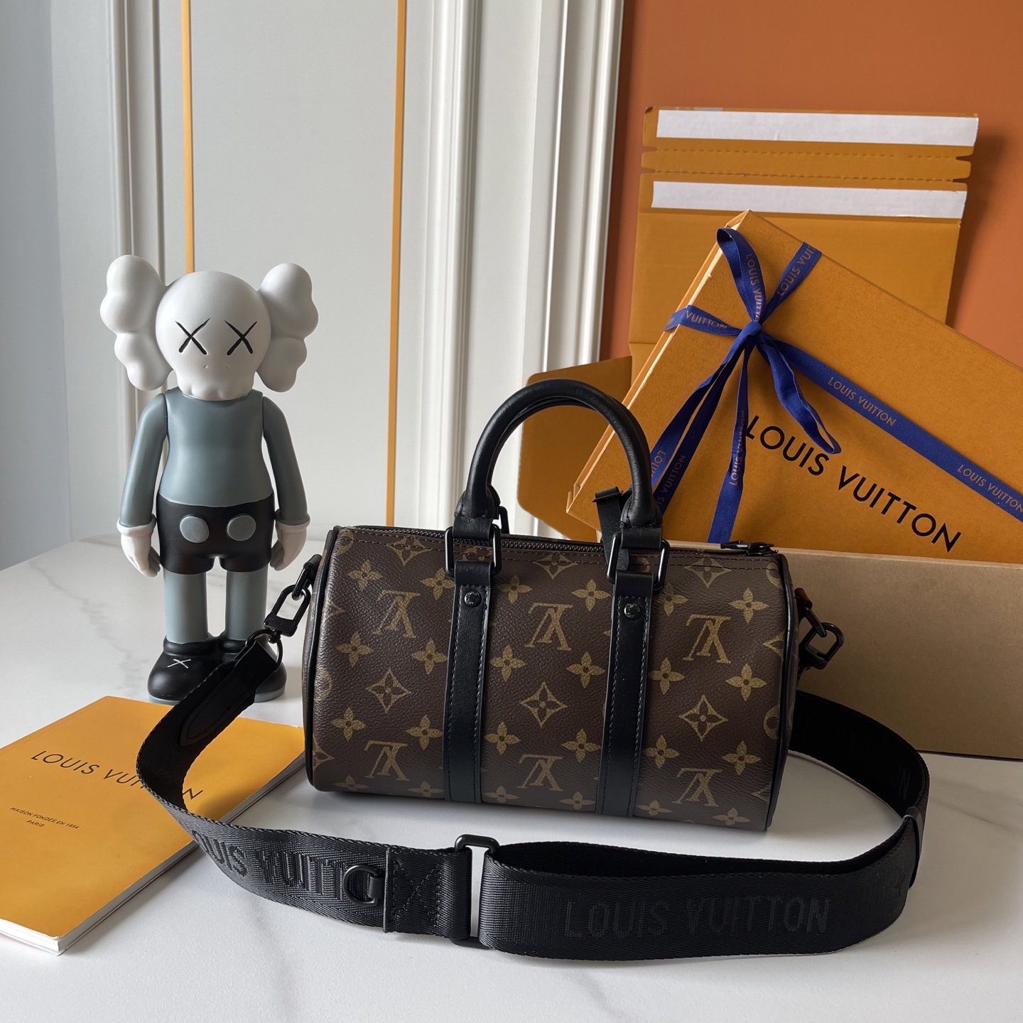 LV Keepall Bandoulière 25 handbag