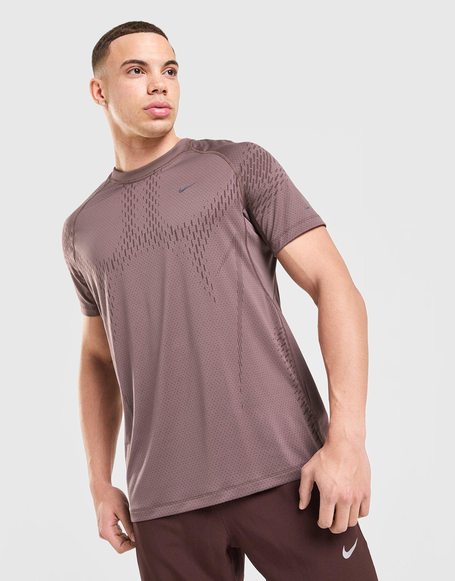 Nike Stride T-Shirt