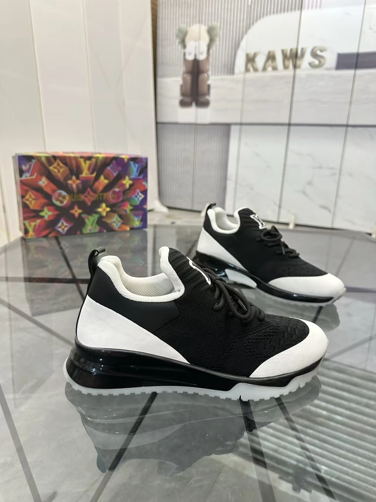 Top LV shoes, handmade genuine leather material