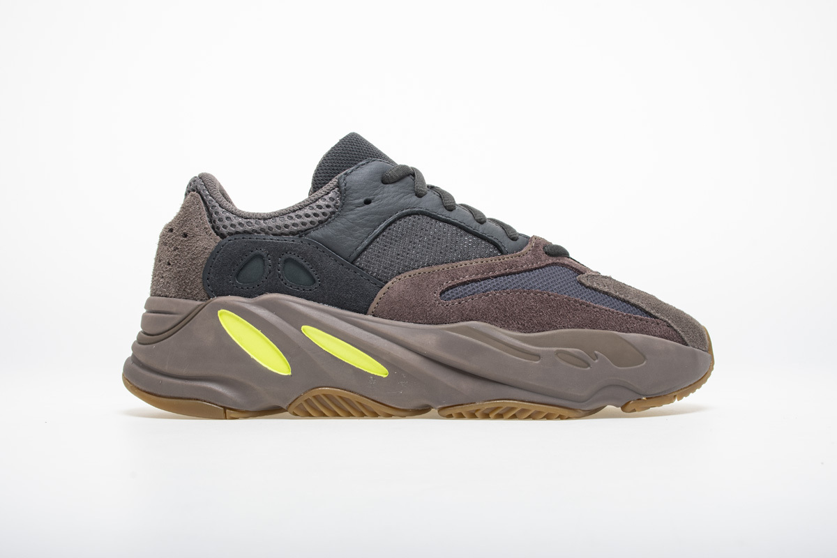 adidas Yeezy Boost 700 Mauve EE9614