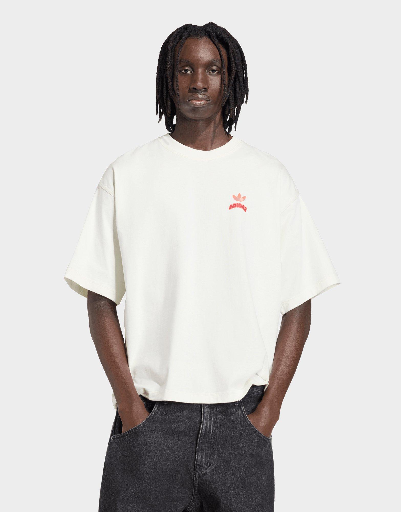 adidas Pixelated Burger Character Grafik T-Shirt