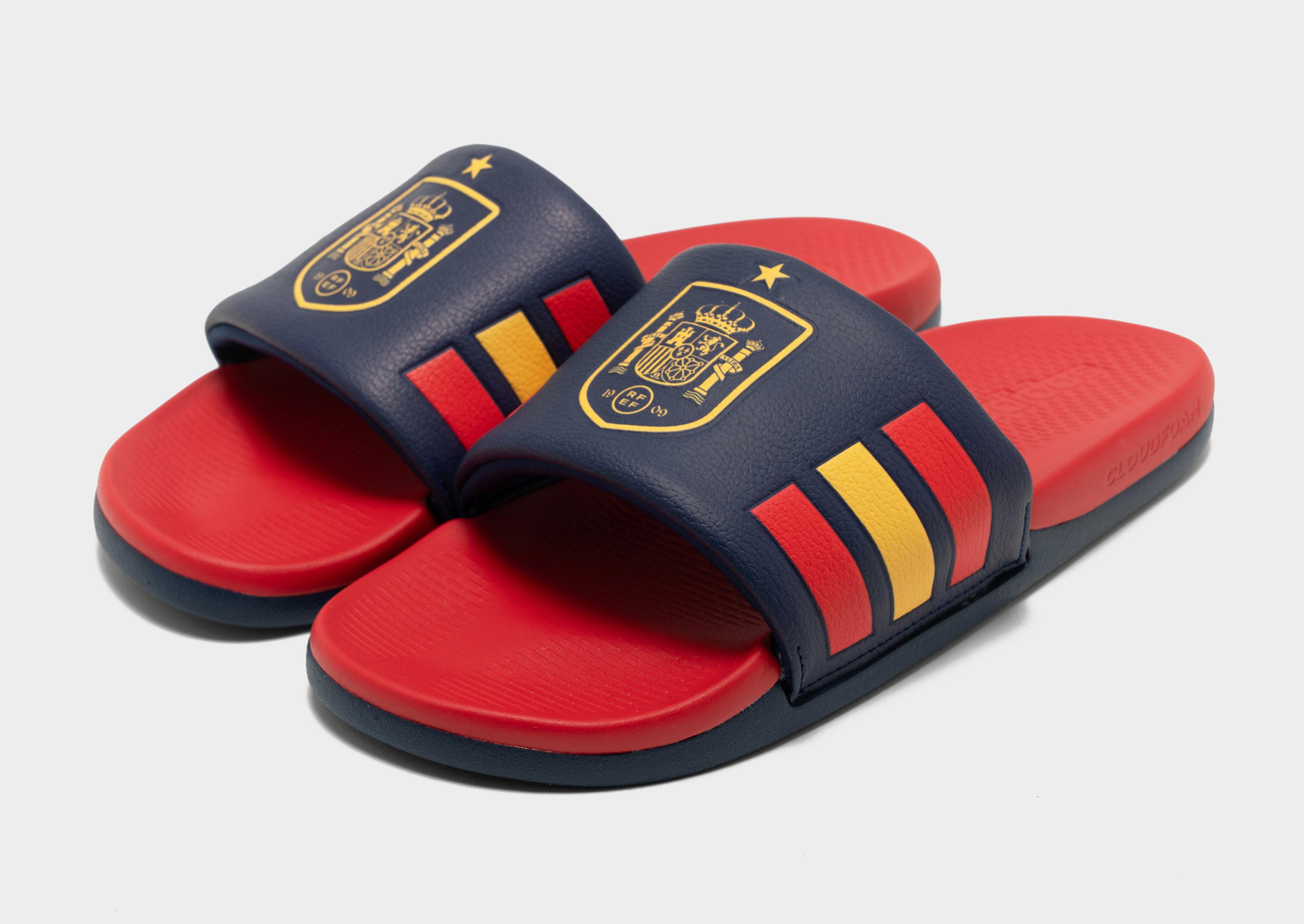 adidas adilette Comfort 2.0 Spanien Badeschlappen