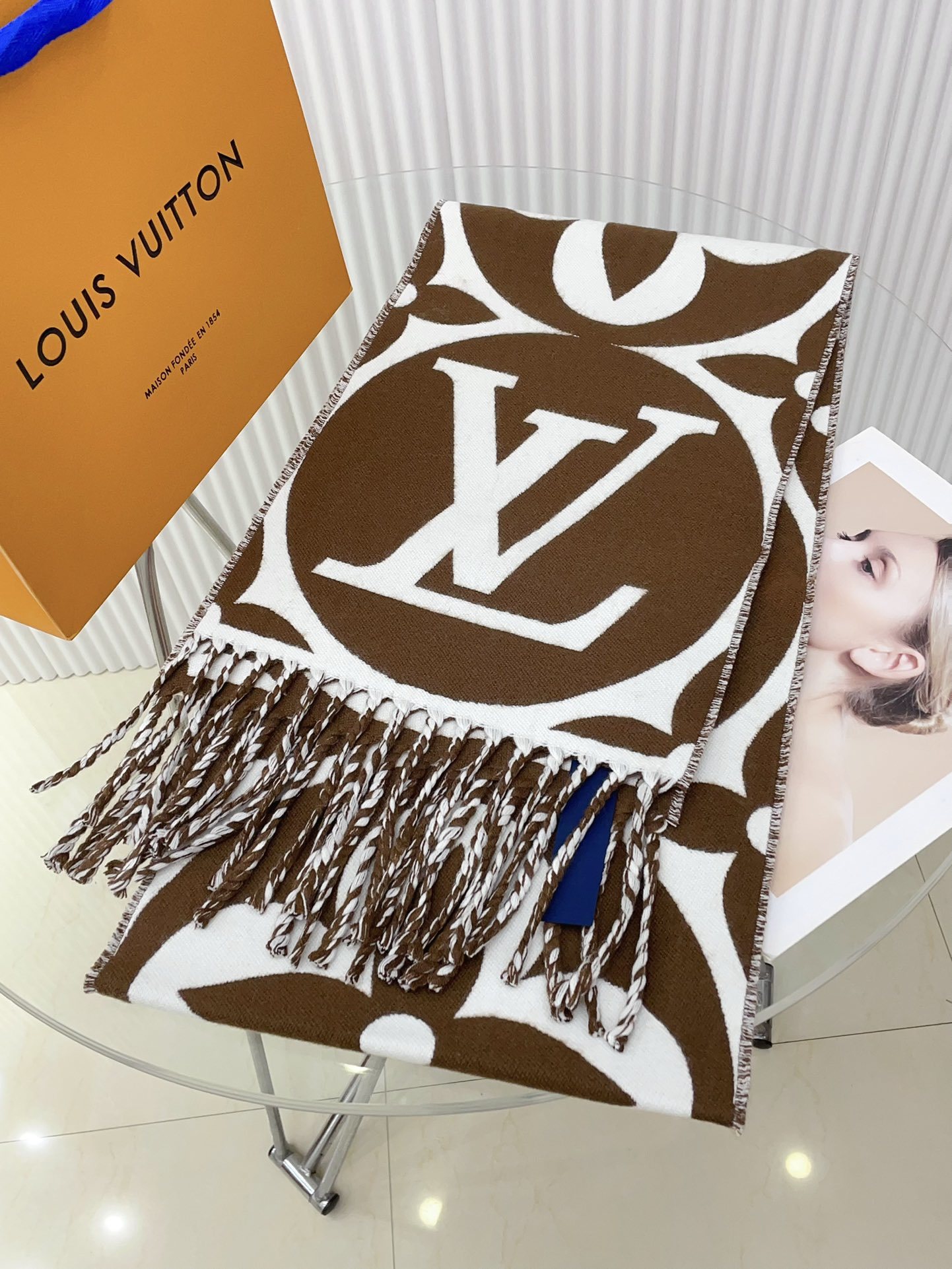 Louis new arrival scarf size: 200*30 cm 024