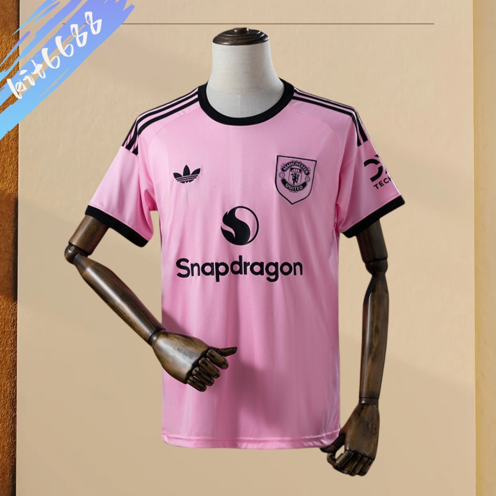 2026 Manchester United goalkeeper   Football Shirt (Fans Edition)