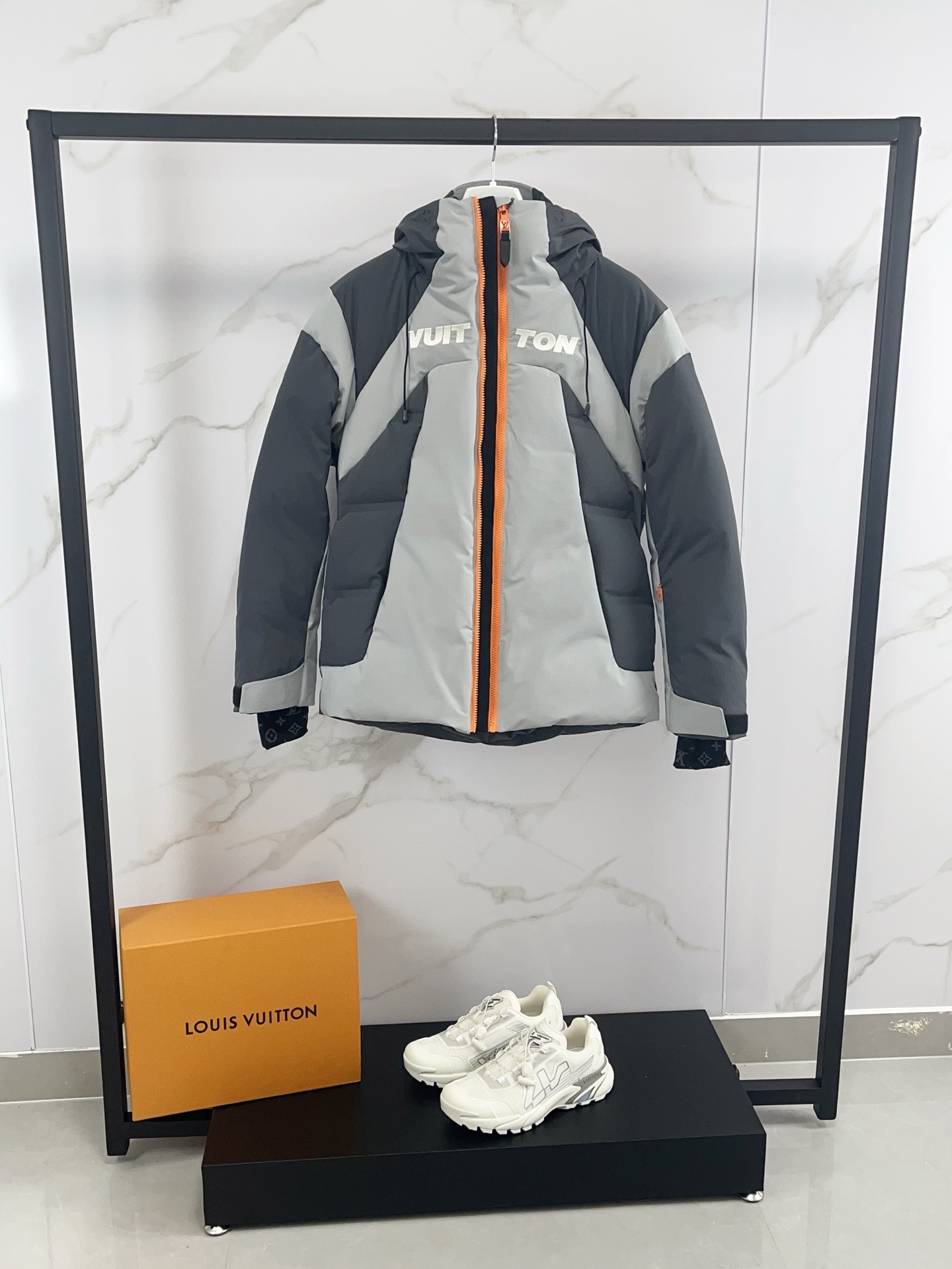 Louis Vuitton Herbst/Winter 2026 Daunenjacke Größe S-3XL