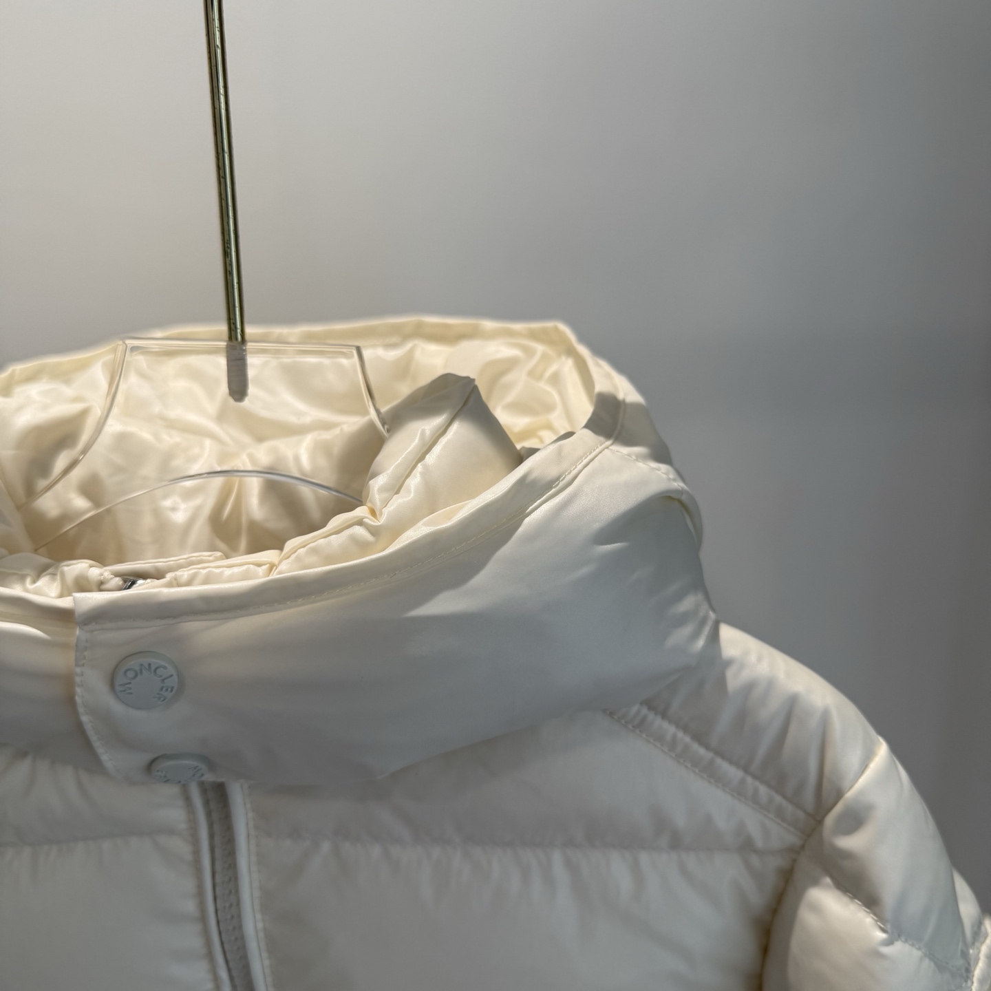 Moncler Herbst/Winter 2026 Daunenjacke Größe S-XL