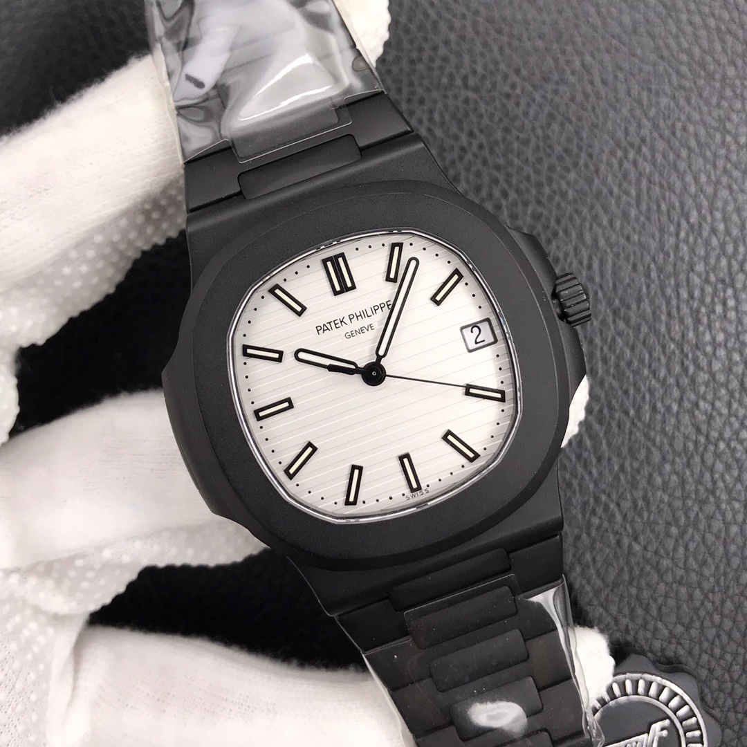 Replica Patek Philippe Nautilus 5711 40MM Mens Watch